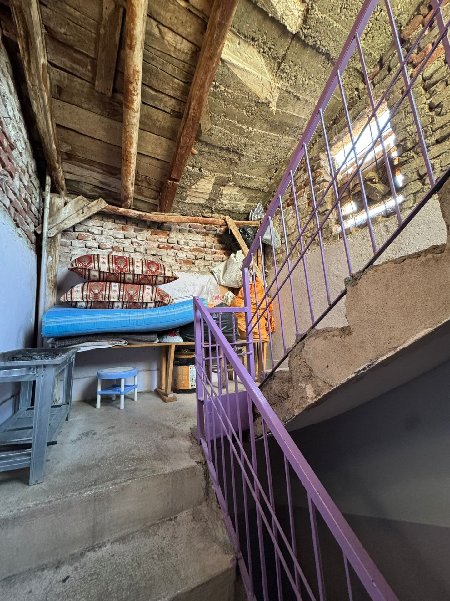 ULU CAMİ YANINDA SATILIK Z+3 KATLI BİNA TAMAMI SATILIK