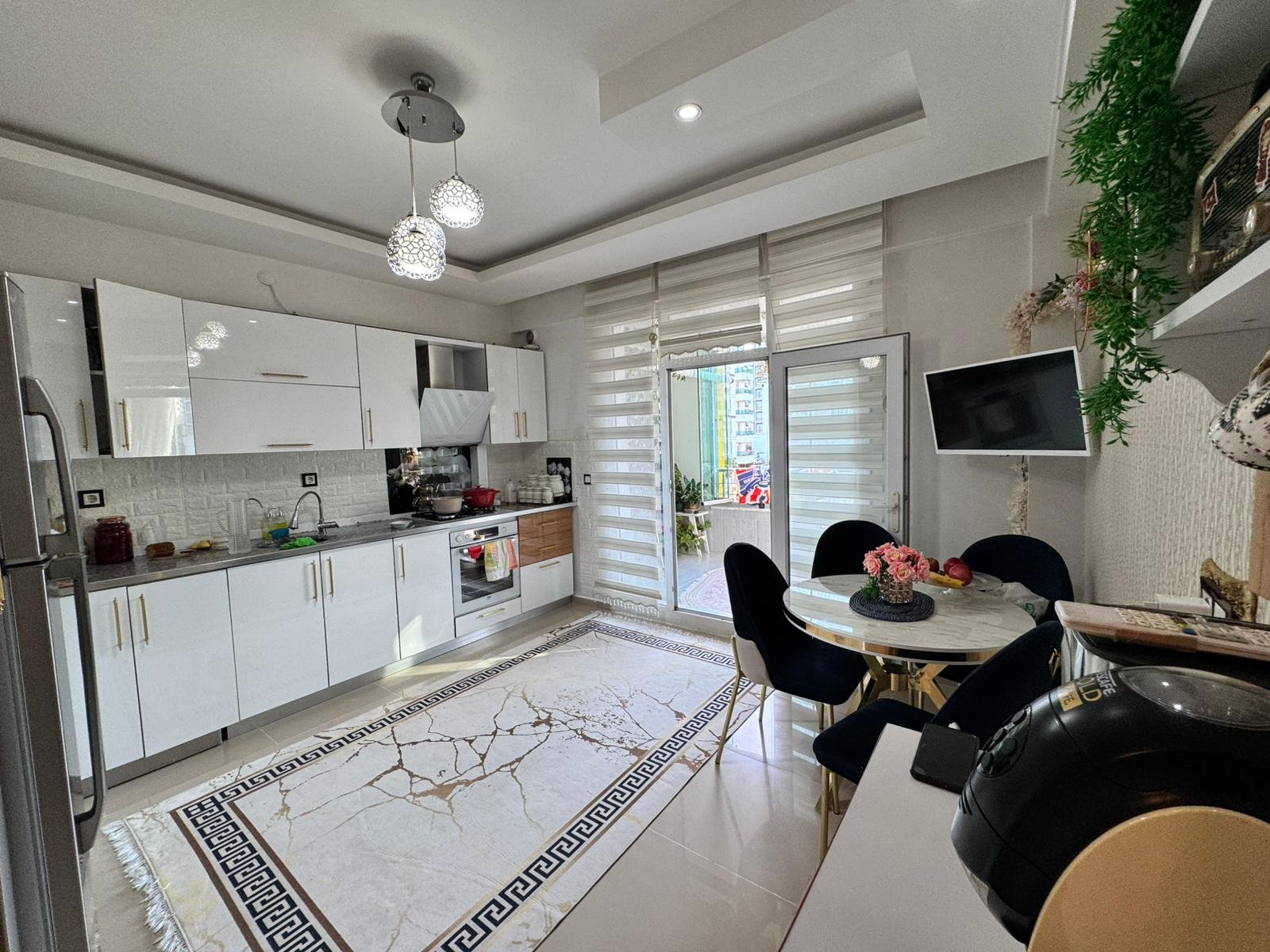  BAĞCILAR ARAM TİGRAN CD. VE SİVEREK CD. KESİŞİMİNDE ULTRA LÜX 3+1 DAİRE