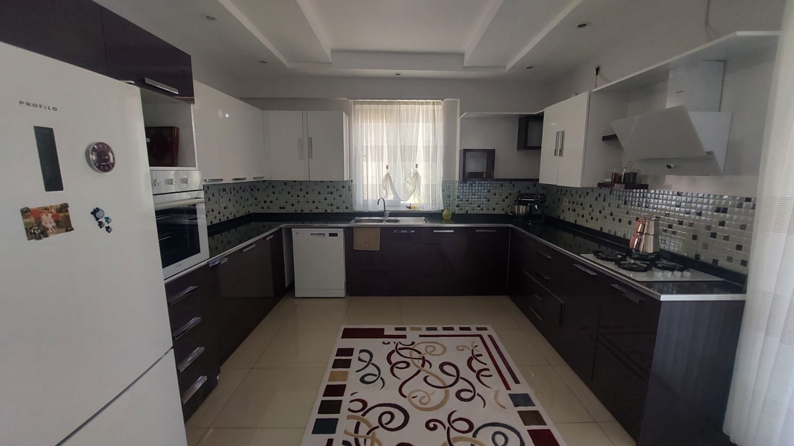 50'LİK YOL'DA SPOR PARKI MANZARALI LÜKS FULL BAKIMLI DAİREMİZ SATILIKTIR