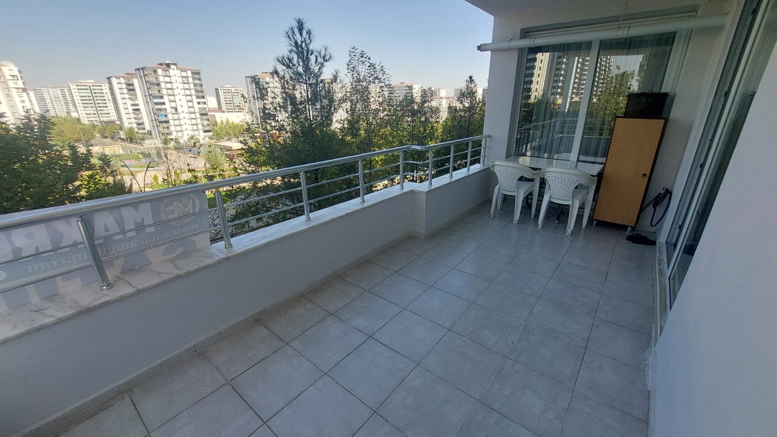 50'LİK YOL'DA SPOR PARKI MANZARALI LÜKS FULL BAKIMLI DAİREMİZ SATILIKTIR