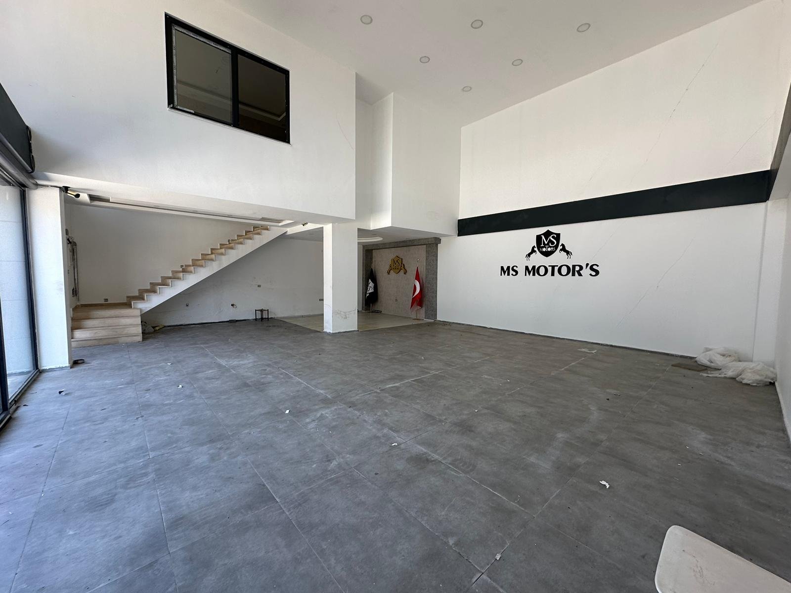 GALERİCİLER SİTESİNDE KİRALIK FIRSAT DÜKKAN