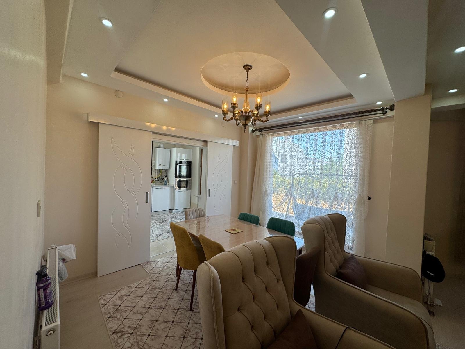 KENT ORMAN ARKASINDA  TRİPLEX VİLLA