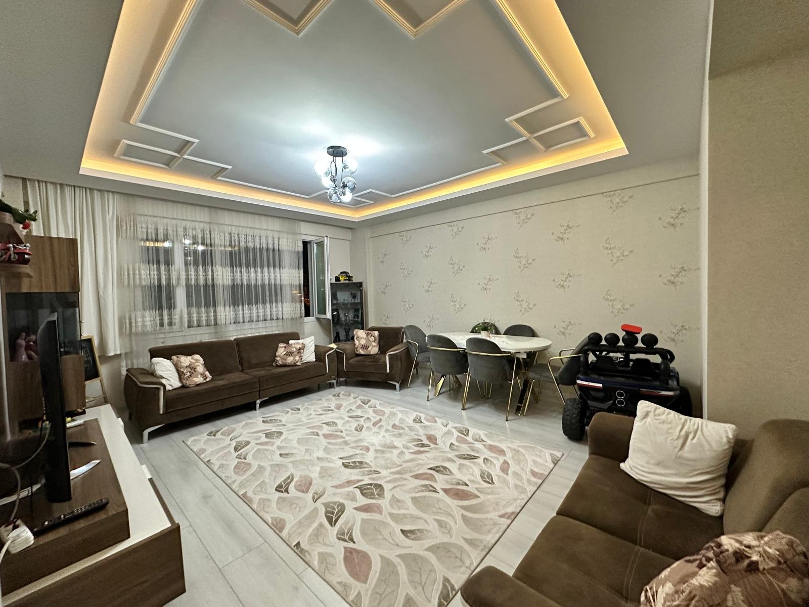 GÖLETLİ PARK MANZARALI 3+1 LÜKS DAİREMİZ SATIŞTADIR