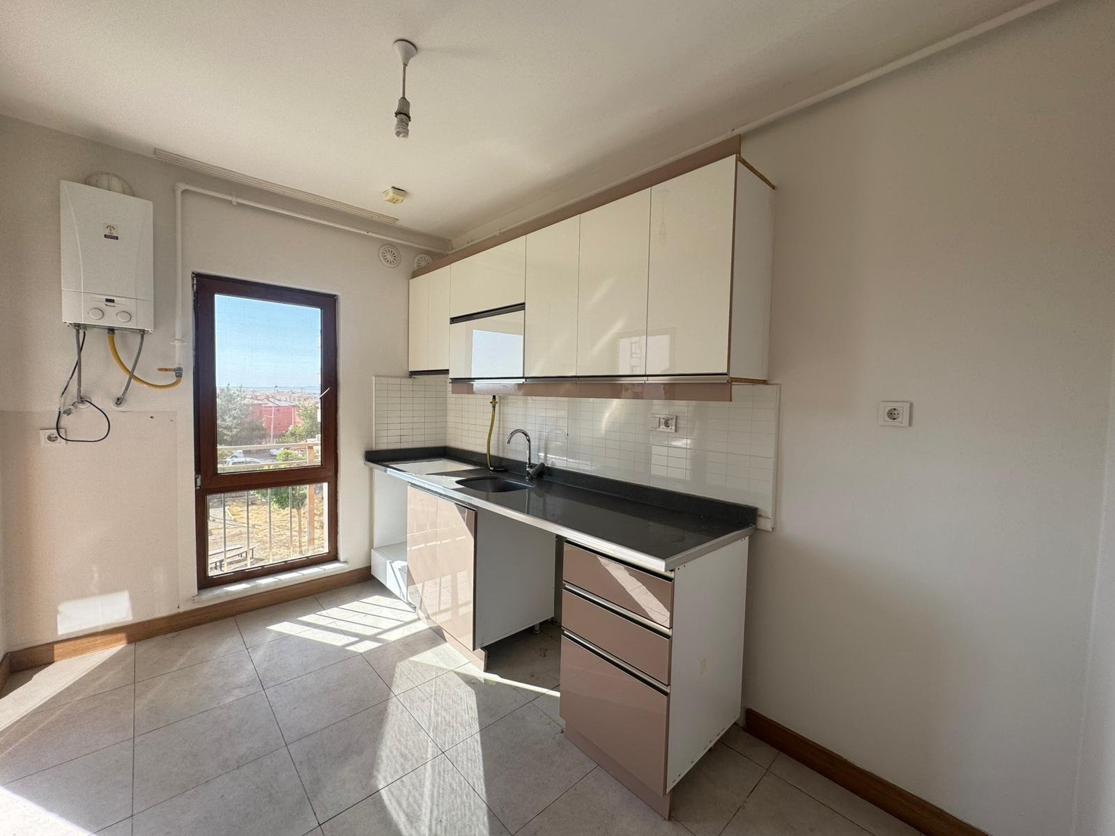 ACİL KİRALIK '' ÇÖZGÜZELİ TOKİDE 2+1 DAİREMİZ KİRALIKTIR