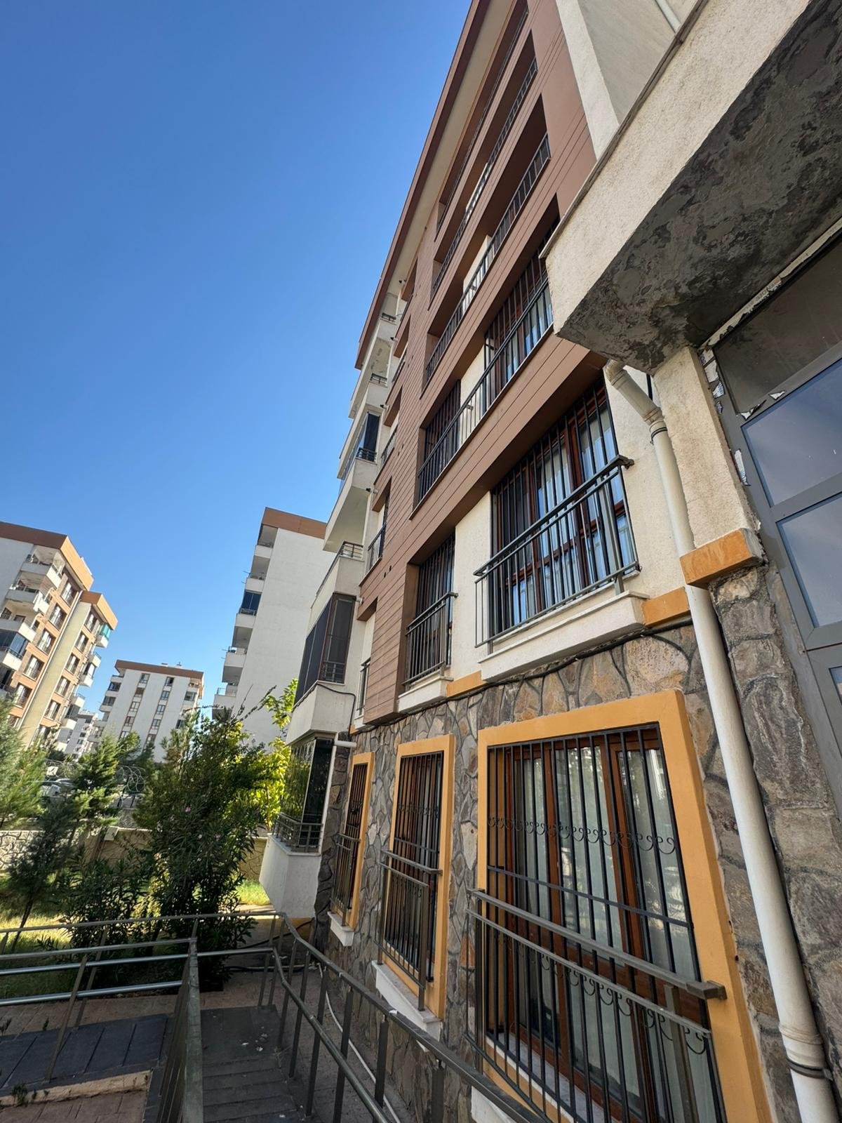 ACİL KİRALIK '' ÇÖZGÜZELİ TOKİDE 2+1 DAİREMİZ KİRALIKTIR