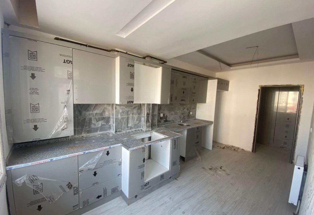 ÜÇKUYUDA 2+1 ULTRA LÜX YATIRIMLIK SIFIR DAİRE