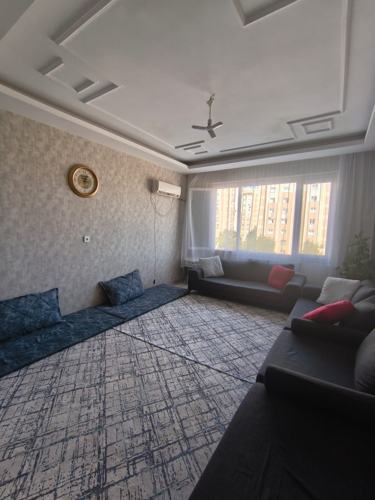 ÜÇKUYULAR  3+1  LÜKS DAİRE