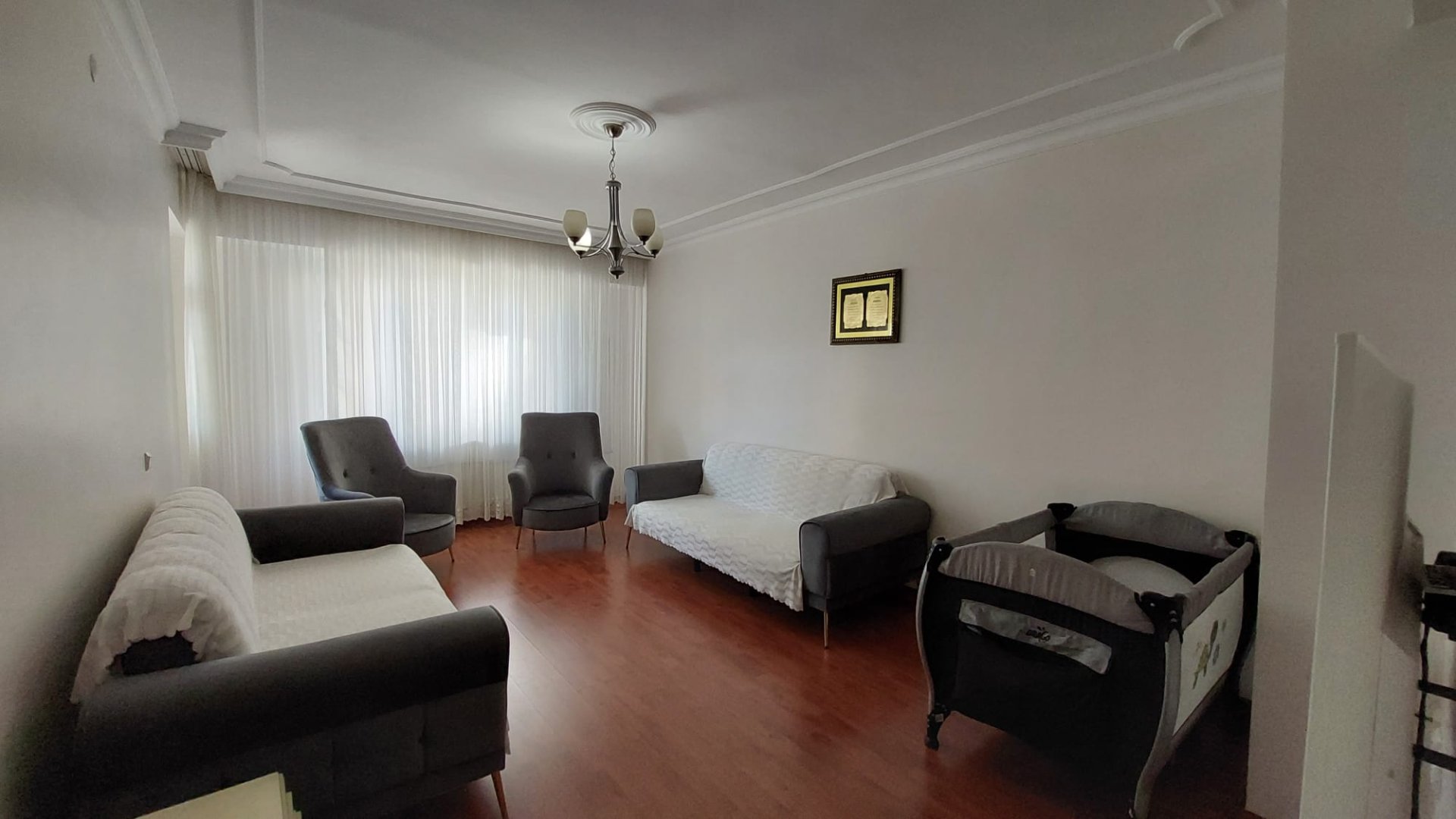 KAYAPINARIN KALBİ KENT MEYDANINA YÜRÜME MESAFESİNDE SATILIK FIRSAT 4+1 DAİRE