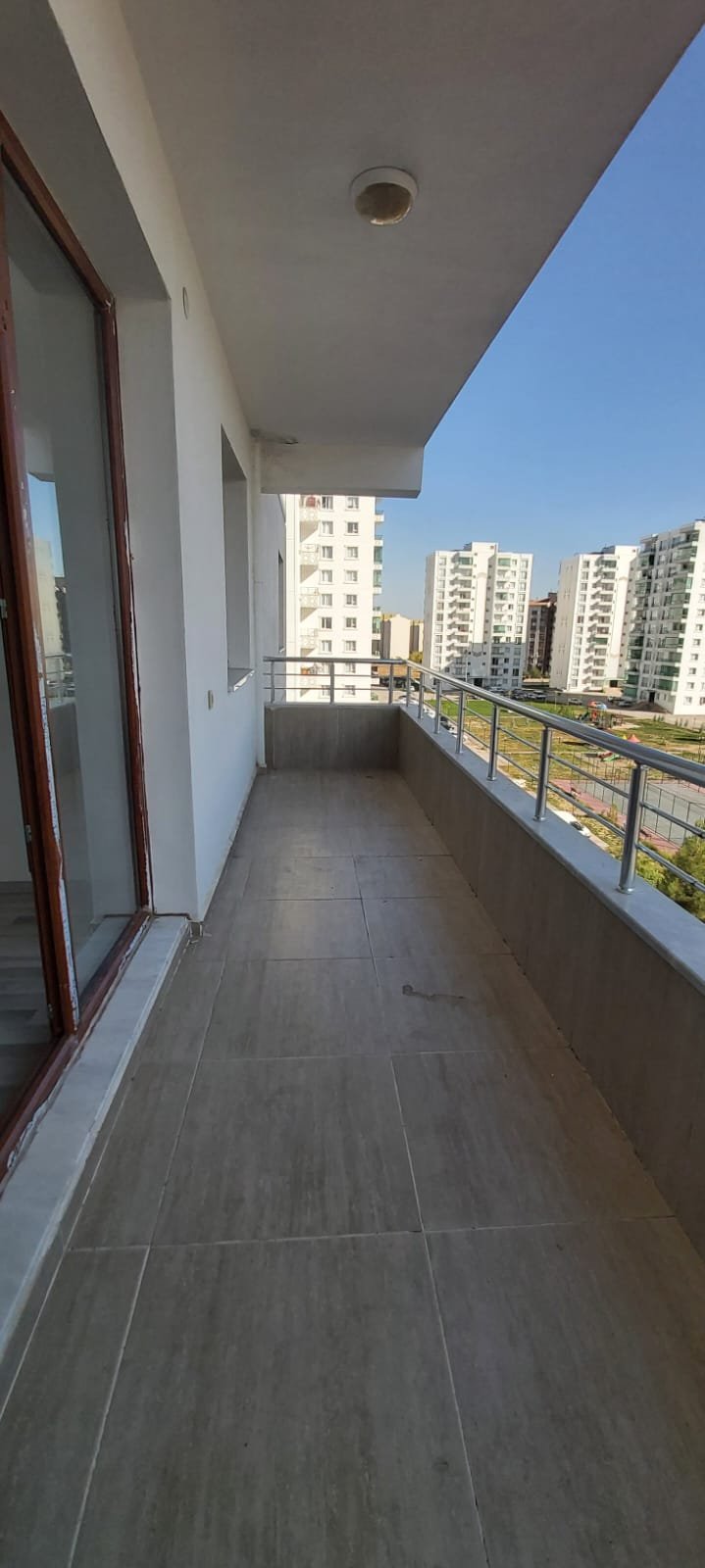 ARAŞTIRMA ARKASI  , GENİŞ VE KULLANIŞLI 4+1 SATILIK DAİRE