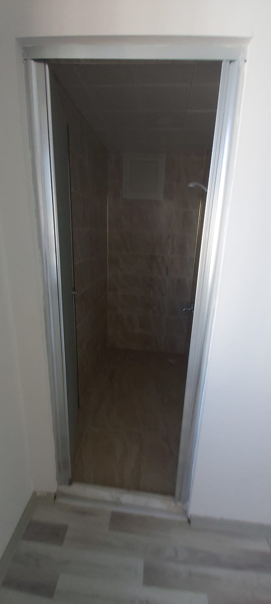 ARAŞTIRMA ARKASI  , GENİŞ VE KULLANIŞLI 4+1 SATILIK DAİRE