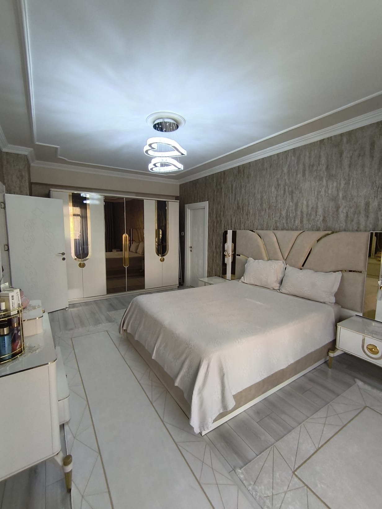 METROPOL CİVARI NURÇAY KALİTESİYLE , GENİŞ VE KULLANIŞLI 4+1 SATILIK DAİRE