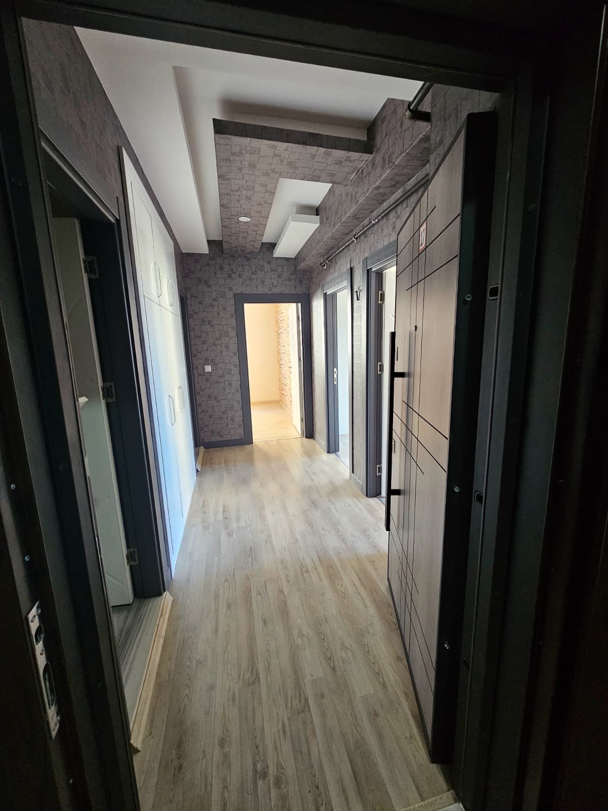 OFİSTE KİRALIK 2+1 DAİRE