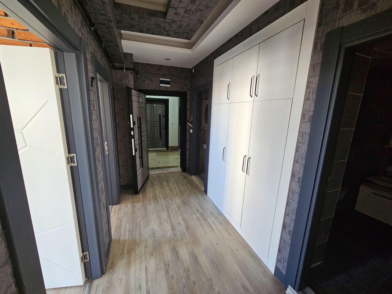 OFİSTE KİRALIK 2+1 DAİRE