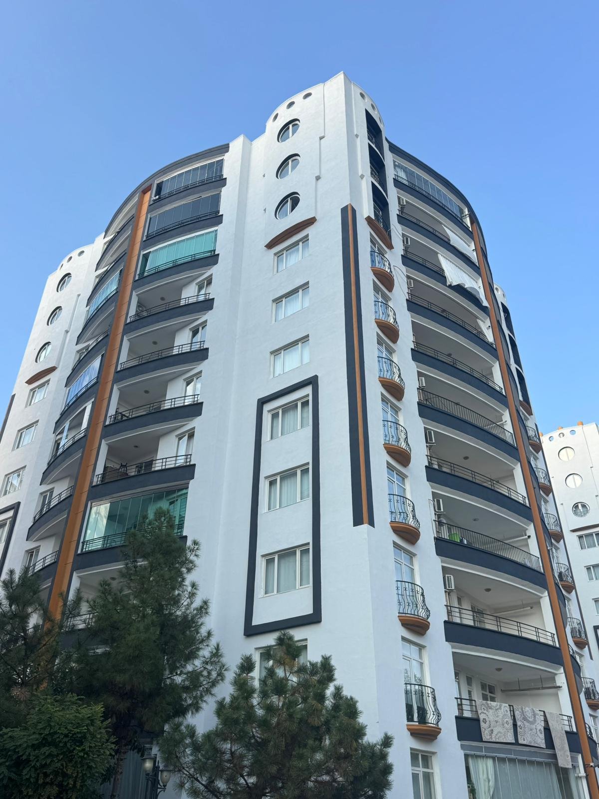 BU FIRSAT KAÇMAZ' FORUM AVM YANINDA 3+1 DAİREMİZ SATIŞTADIR