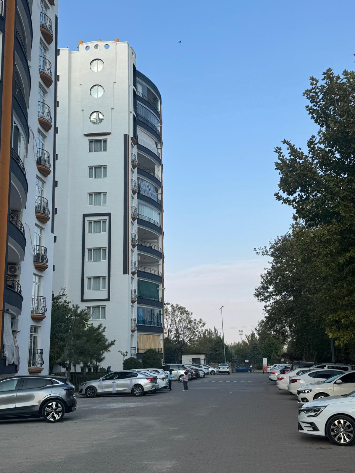 BU FIRSAT KAÇMAZ' FORUM AVM YANINDA 3+1 DAİREMİZ SATIŞTADIR