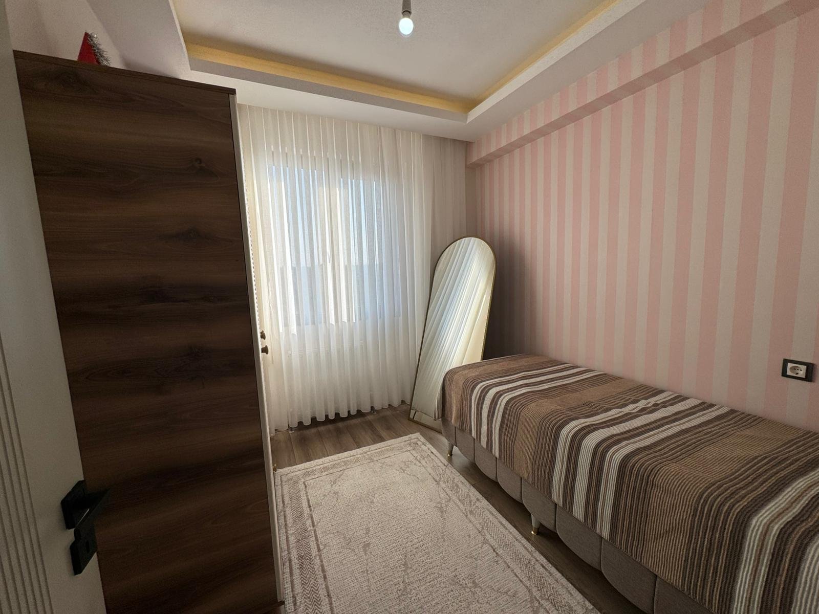 ÜÇ KUYULARDA RENSA KALİTESİYLE 3.5+1 LÜKS DAİREMİZ SATIŞTADIR