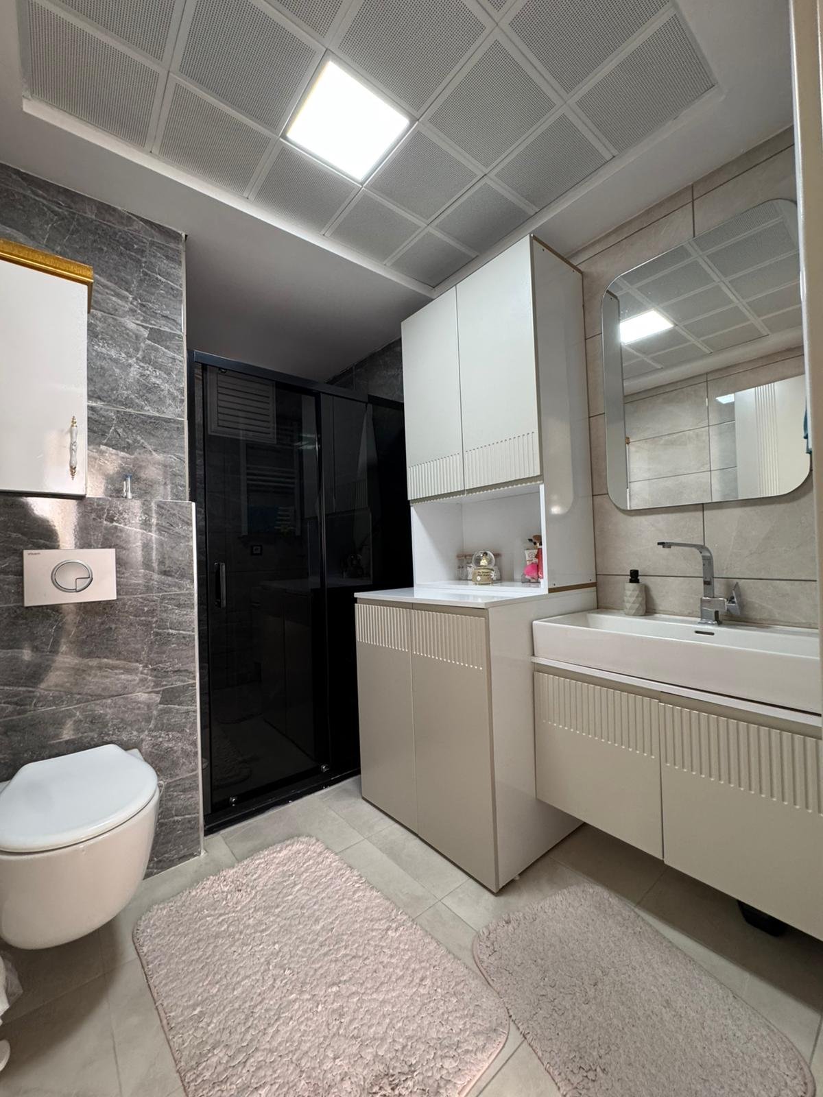 ÜÇ KUYULARDA RENSA KALİTESİYLE 3.5+1 LÜKS DAİREMİZ SATIŞTADIR