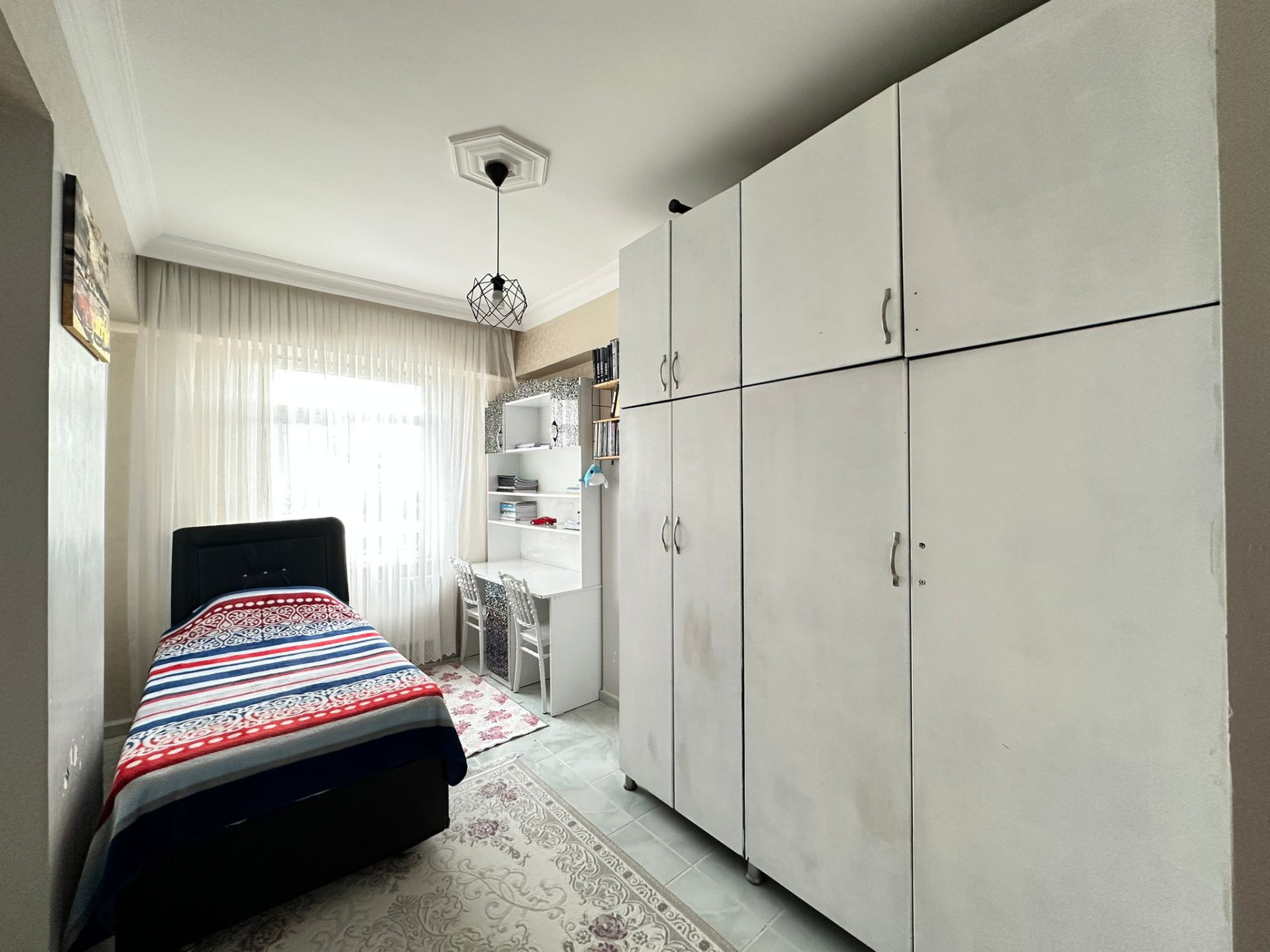 ACİL SATILIK KAYAPINAR VEHBİ KOÇ OKULU YANINDA 3+1 FIRSAT DAİRE