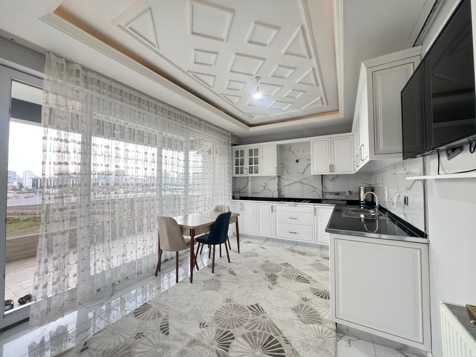 FABRİKA MAHALLESİNDE LÜX 4+1 SATILIK DAİRE