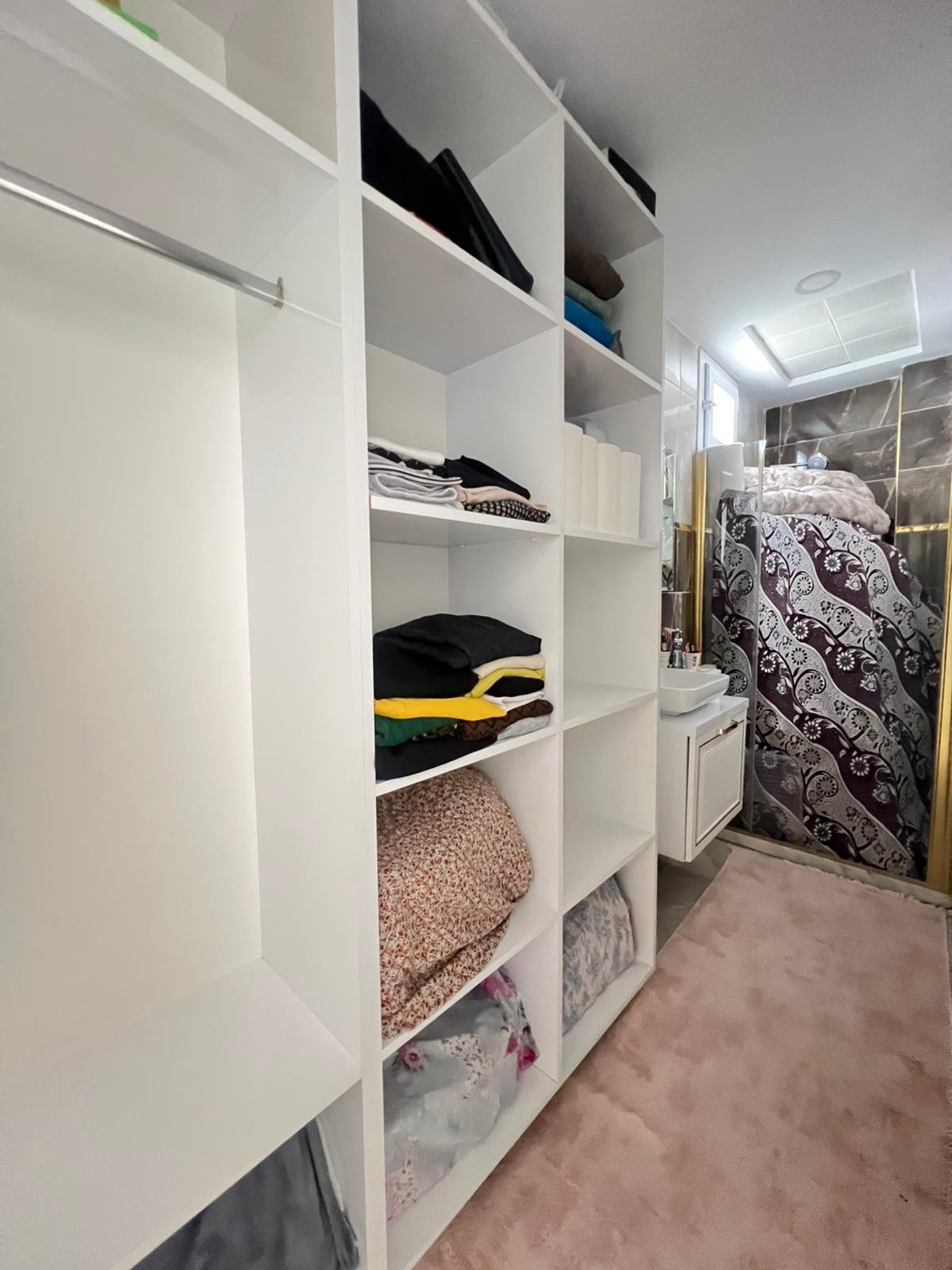 FABRİKA MAHALLESİNDE LÜX 4+1 SATILIK DAİRE